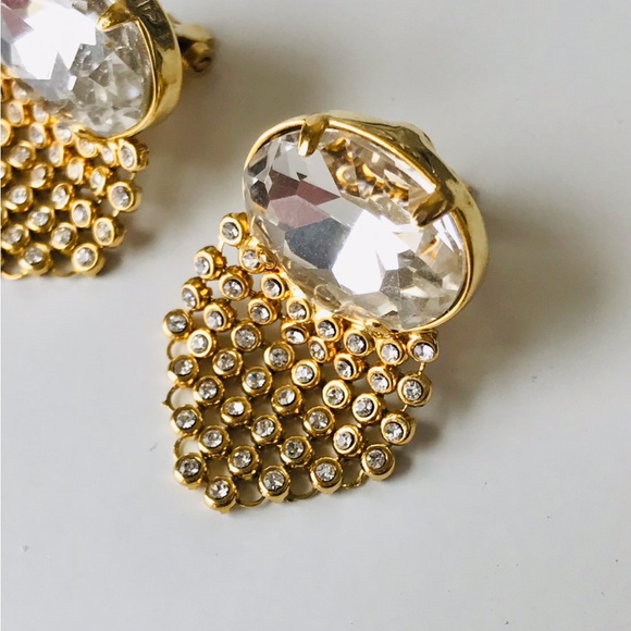 Vintage Gold Mesh Dangle Clip On Earrings - Picture 6 of 10